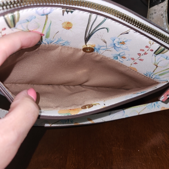 Nanette Lepore Spring Floral  shoulder bag - Picture 3 of 6